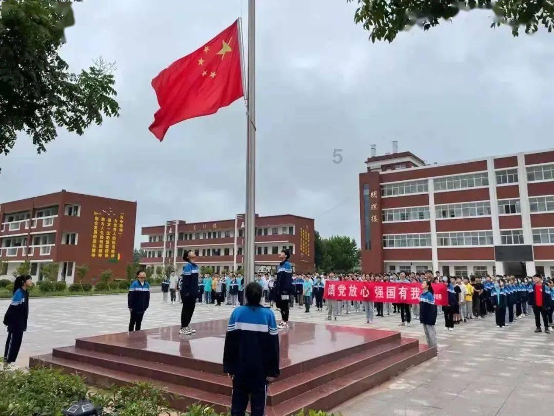 机智问答网页,便捷高效解答疑惑-夏天适合吃什么菜?专业网站
